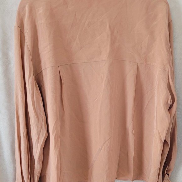 NWT VINCE silk peach blouse - Picture 3 of 4